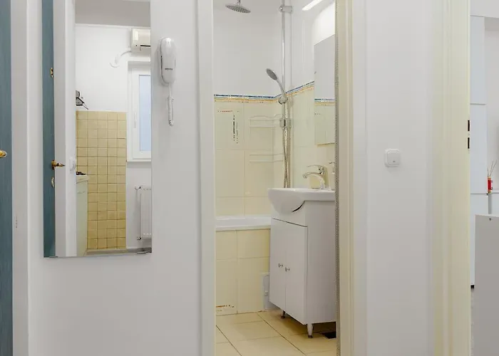 Old Town 2 Apartman Bukarest